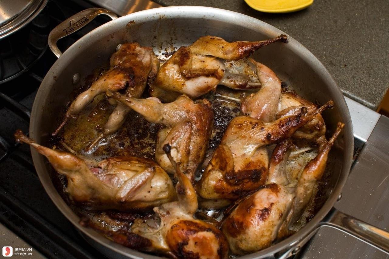 Cách làm cút rôti nước mắm 1