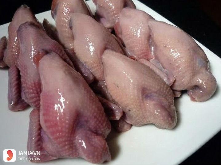 Món chim cút rôti nước dừa 1