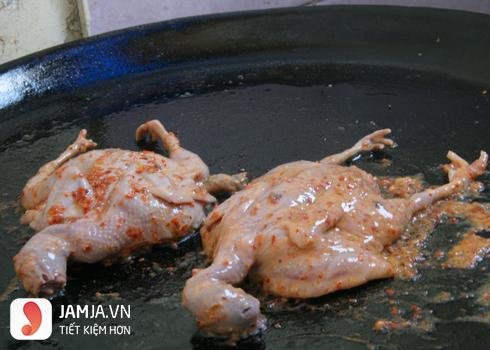Món chim cút rôti nước dừa -2