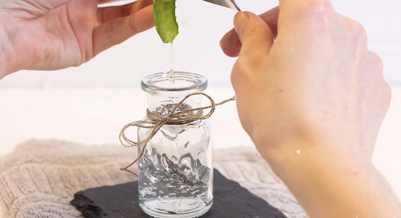 Làm gel nha đam dưỡng da rất đơn giản và dễ làm