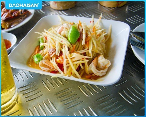 gỏi hải sản tôm đu đủ