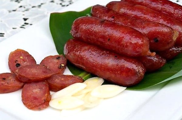 cách làm lạp xưởng không cần rượu mai quế lộ Lạp xưởng bò có gì? Cách làm lạp xưởng bò thơm ngon nhất