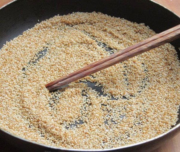 Rang chín vừng - cách làm muối vừng lạc