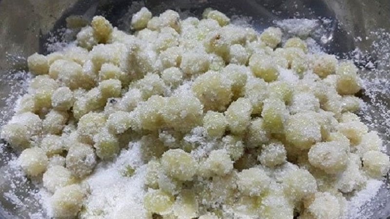 Ướp chùm ruột