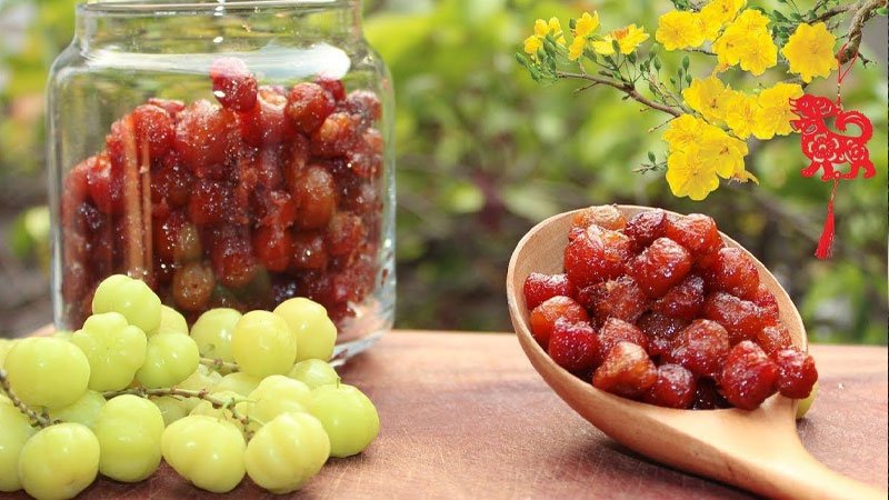Thành phẩm chùm ruột ngào ớt cay