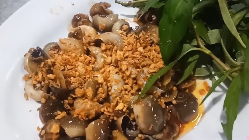 Ốc mỡ xào bơ tỏi