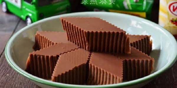 Nấu rau câu bằng sữa tươi