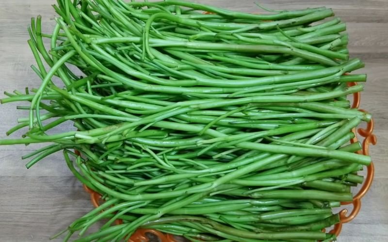  Nguyên liệu làm rau muống muối chua
