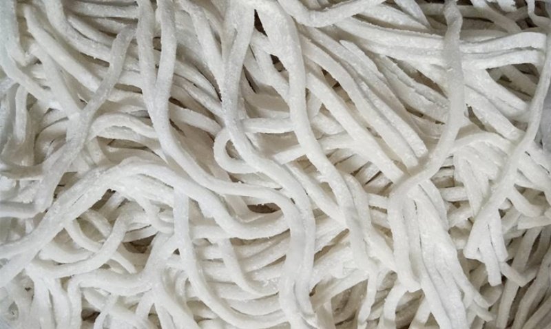 Sợi bánh canh bột lọc