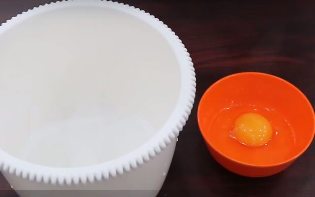 Bất bại với cách làm sốt dầu trứng cực ngon 