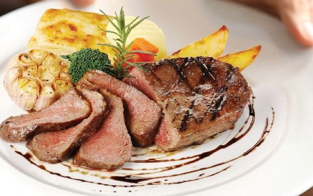 cách làm bò bít tết sốt tiêu đen