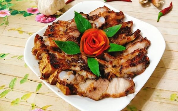cách làm thịt ba chỉ cuộn hấp