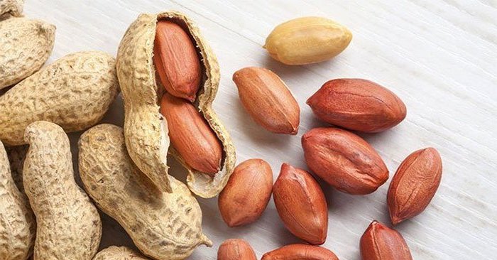 Lạc (đậu phộng) giúp trắng răng tự nhiên