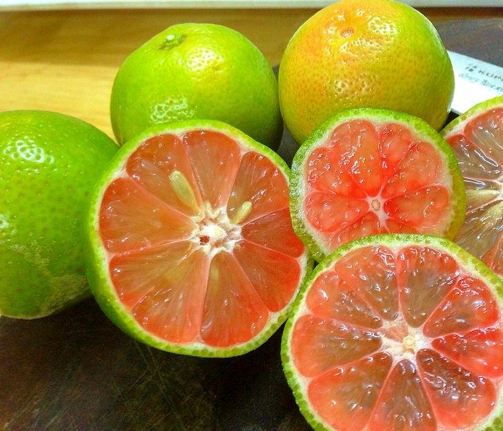 Khi làm xẹp mụn từ quả chanh cần bảo vệ da kỹ lưỡng