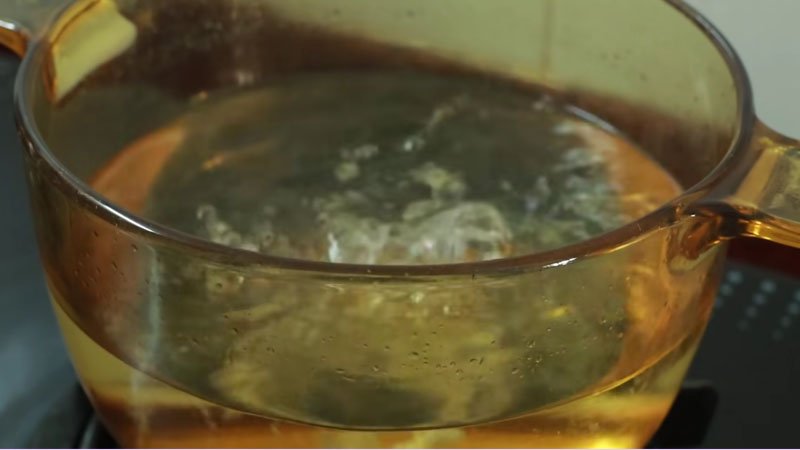 Pha nước ngâm củ kiệu