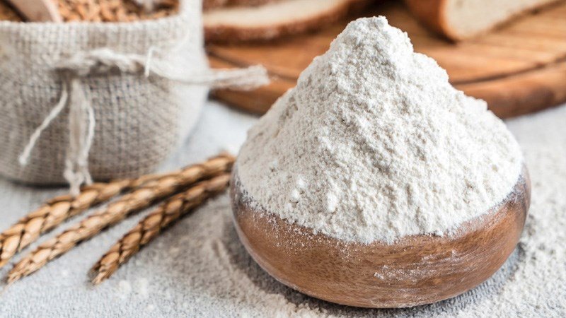 Bột mì quyết định đến chất liệu vỏ bánh mềm ngon