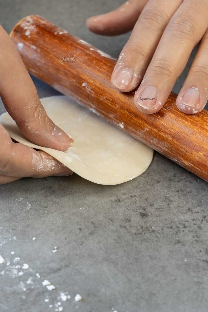 cán bột bánh sủi cảo