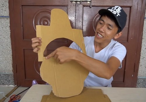 cách làm đầu lân bằng thùng giấy