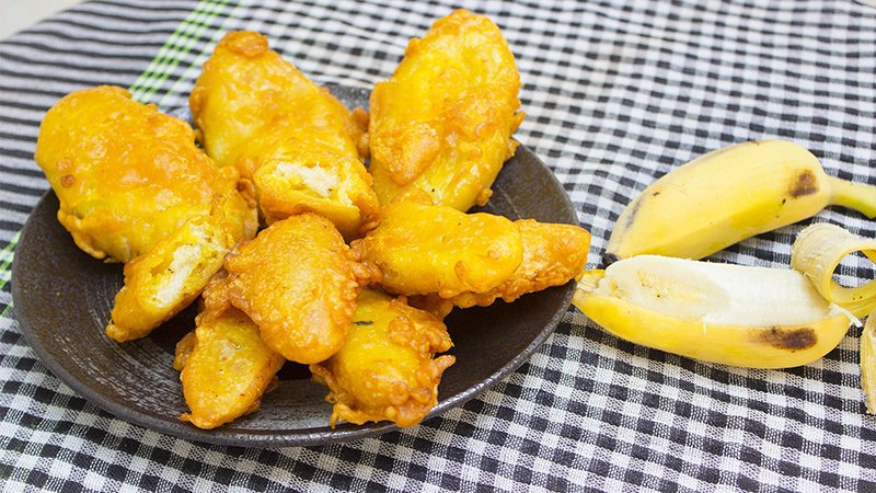 Món chuối chiên vàng giòn