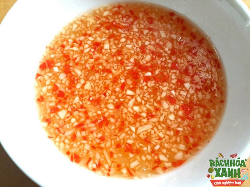 Bước 3 Làm nước mắm ăn bánh xèo tôm nhảy