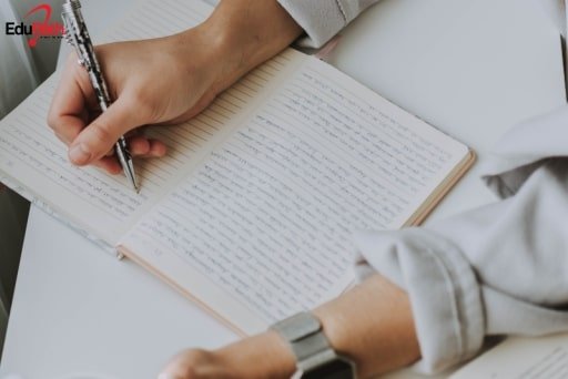 Đầu tư vào phần chỉnh sửa để có bài luận du học Mỹ hoàn chỉnh - EduPath