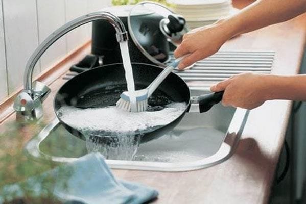 #6+ Cách Cọ Xoong Nồi Sáng Bóng Đơn Giản Và Hiệu Quả 5 cọ xoong nồi
