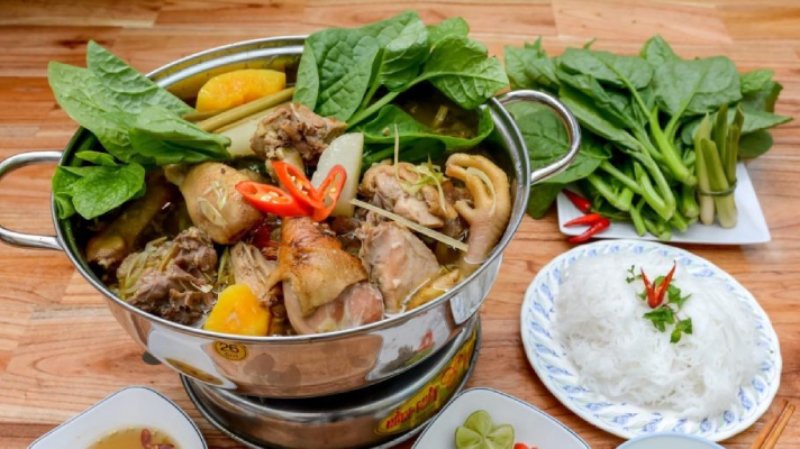 Cách thưởng thức lẩu gà nòi Cách thưởng thức lẩu gà nòi