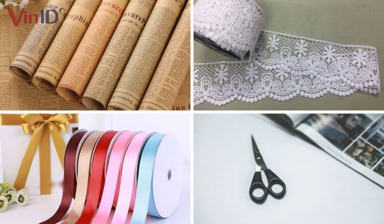 Chuẩn bị nguyên liệu gói quà bằng giấy báo