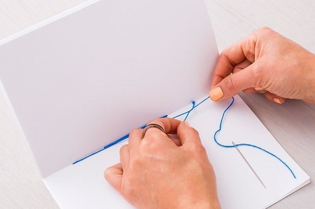 đảm bảo mũi khâu chắc chắn
