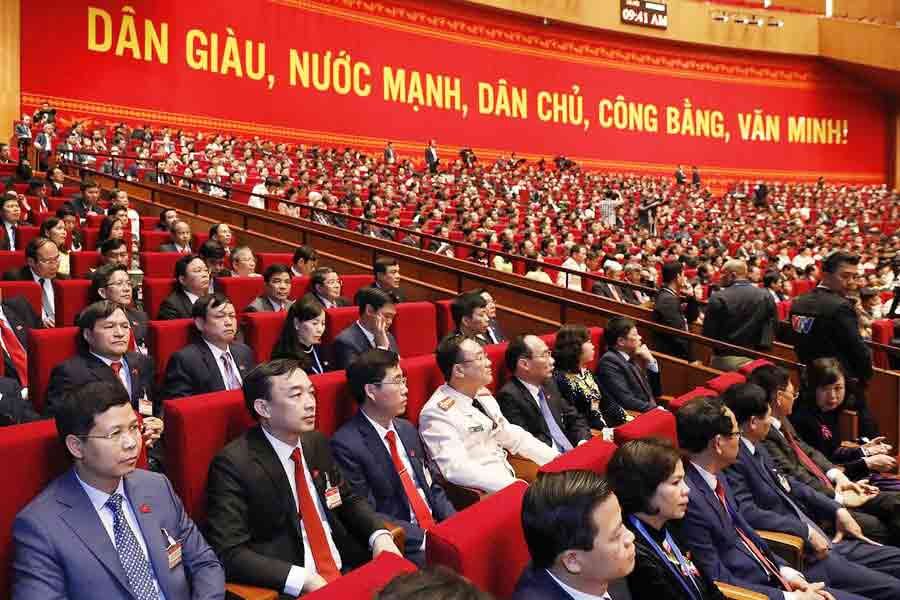 Đảng viên định cư nước ngoài