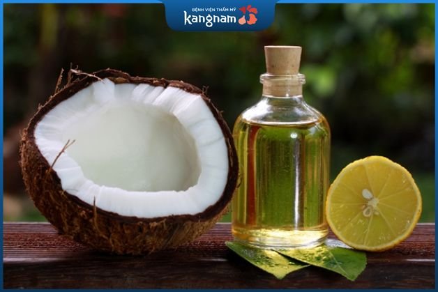 Cách massage ngực với dầu dừa mang lại bầu ngực căng mịn