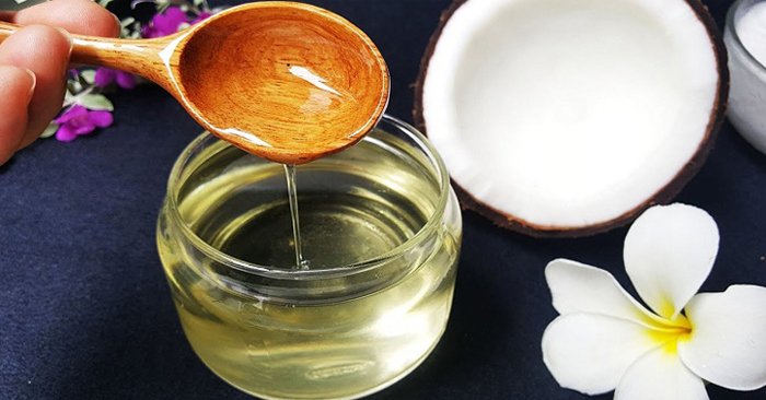 Dầu dừa có tác dụng loại bỏ các mảng bám