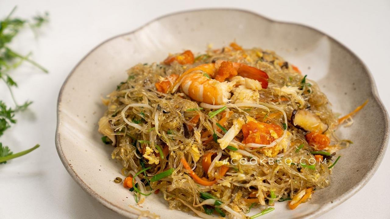 đĩa miến xào cua