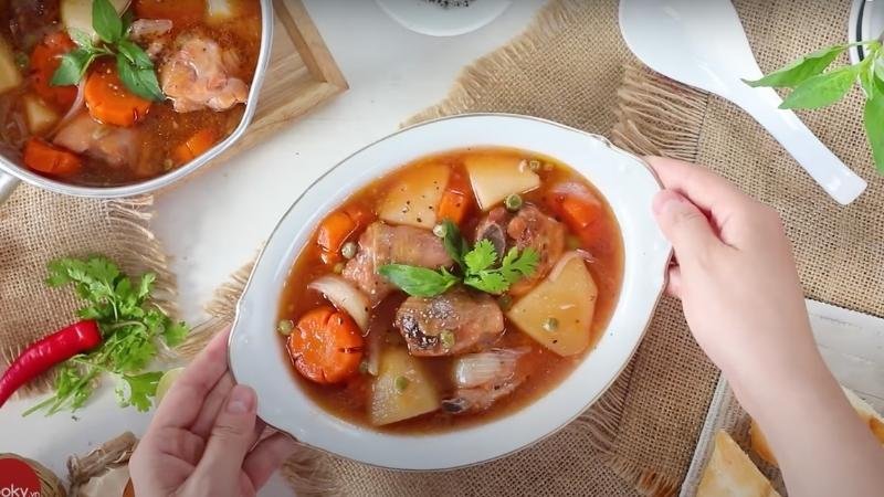 Gà nấu Lagu Gà nấu Lagu