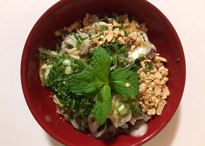 Cách làm gỏi bắp bò hành tây