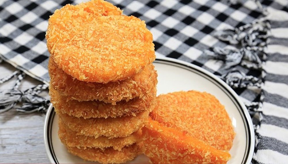 Bánh bí đỏ chiên xù