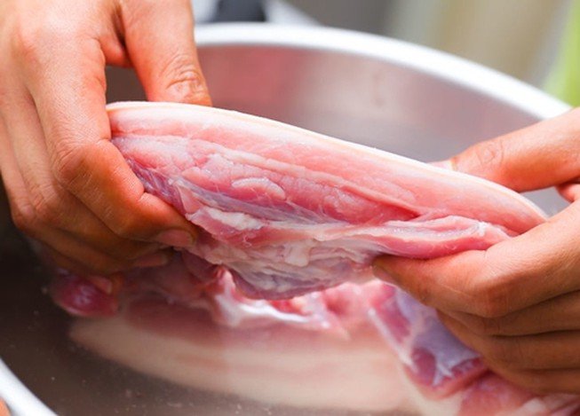 cach lam thit ap chao ngu vi huong ảnh 3
