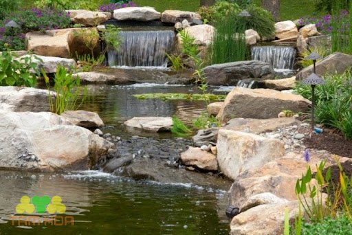 Hòn non bộ thác nước tạo các câu chuyện