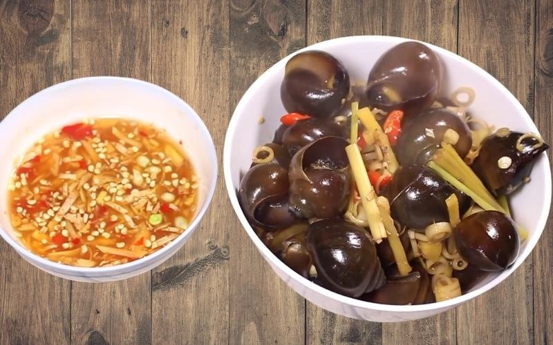Thành phẩm ốc bươu xào sả ớt Thành phẩm ốc bươu xào sả ớt