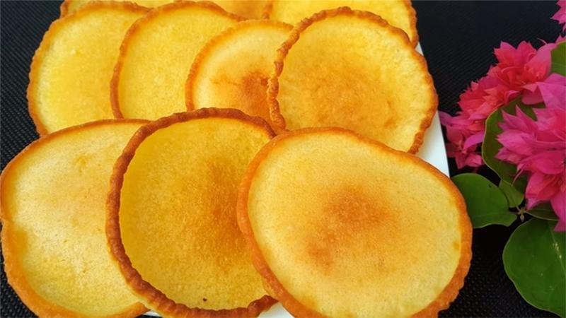 Bánh bột mì rán thơm lừng Bánh bột mì rán thơm lừng
