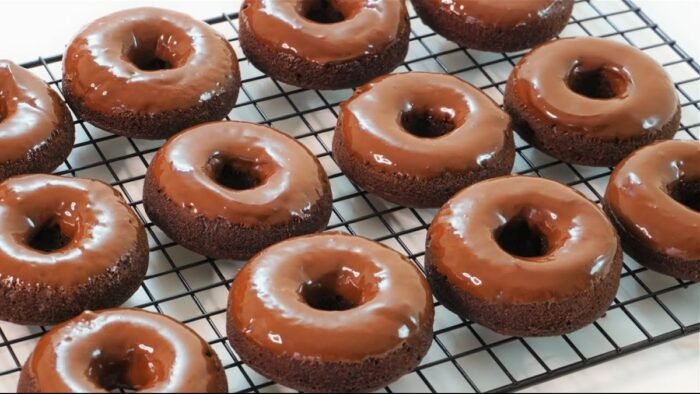 huong-dan-lam-banh-donut-socola