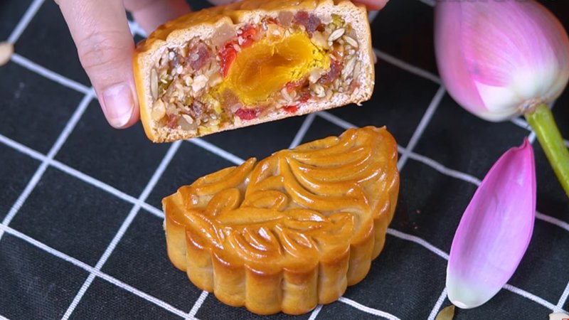 Bánh trung thu nhân thập cẩm