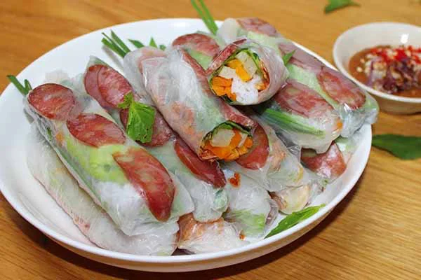 mách bạn cách làm bò bía tại nhà – món ăn của cả tuổi thơ