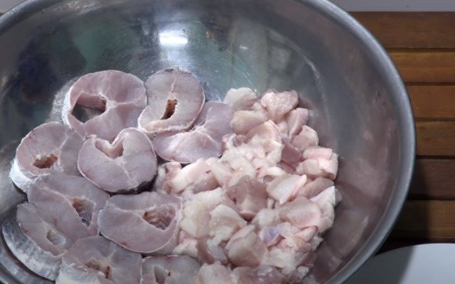 Cách làm cá lóc kho tiêu ngon không tanh, đậm đà chuẩn vị Nam Bộ - 9