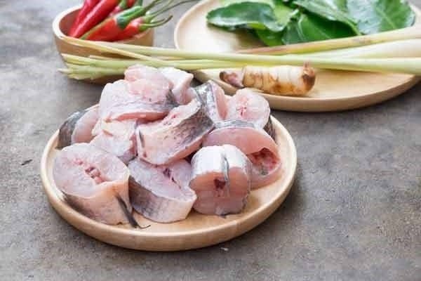 Cách làm cá lóc kho tiêu ngon không tanh, đậm đà chuẩn vị Nam Bộ - 3