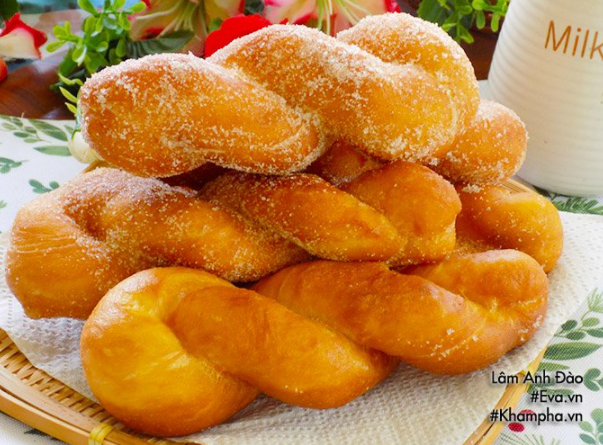 Cách làm bánh quẩy giòn xốp, thơm bùi ăn ngọt béo - 17
