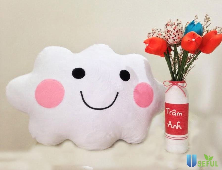 Chiếc gối tự làm tại nhà hình đám mây dễ thương