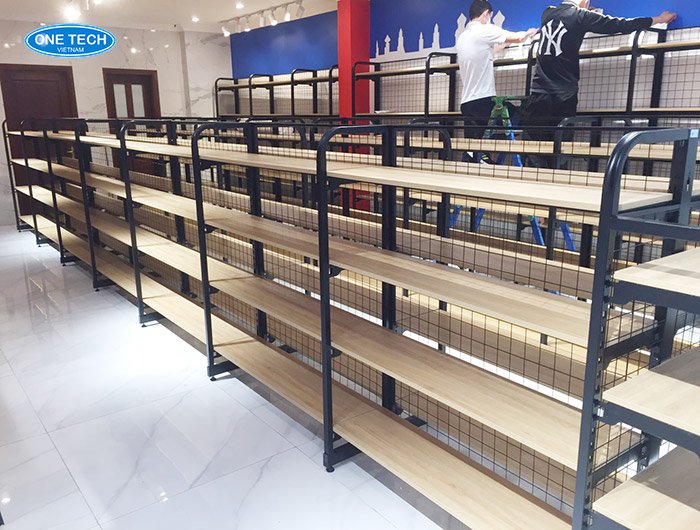 Kệ gỗ bày hàng siêu thị