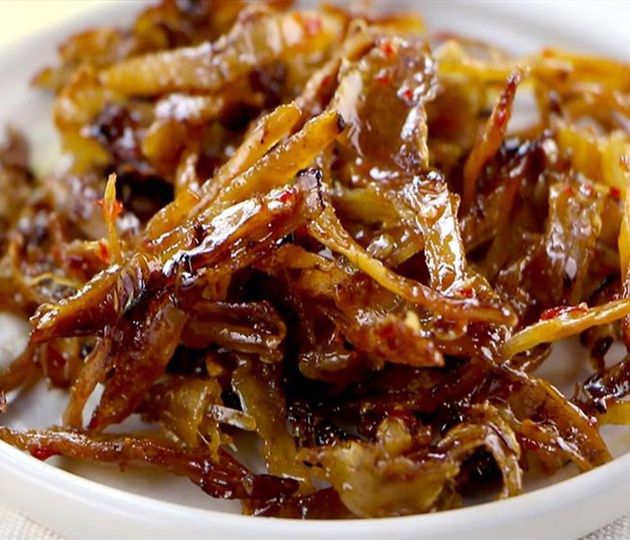 Khô mực chiên nước mắm đậm đà thơm ngon