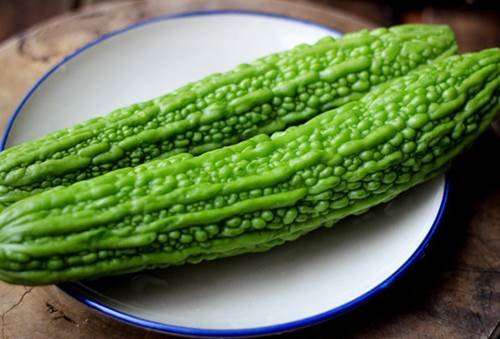 làm đẹp với mướp đắng